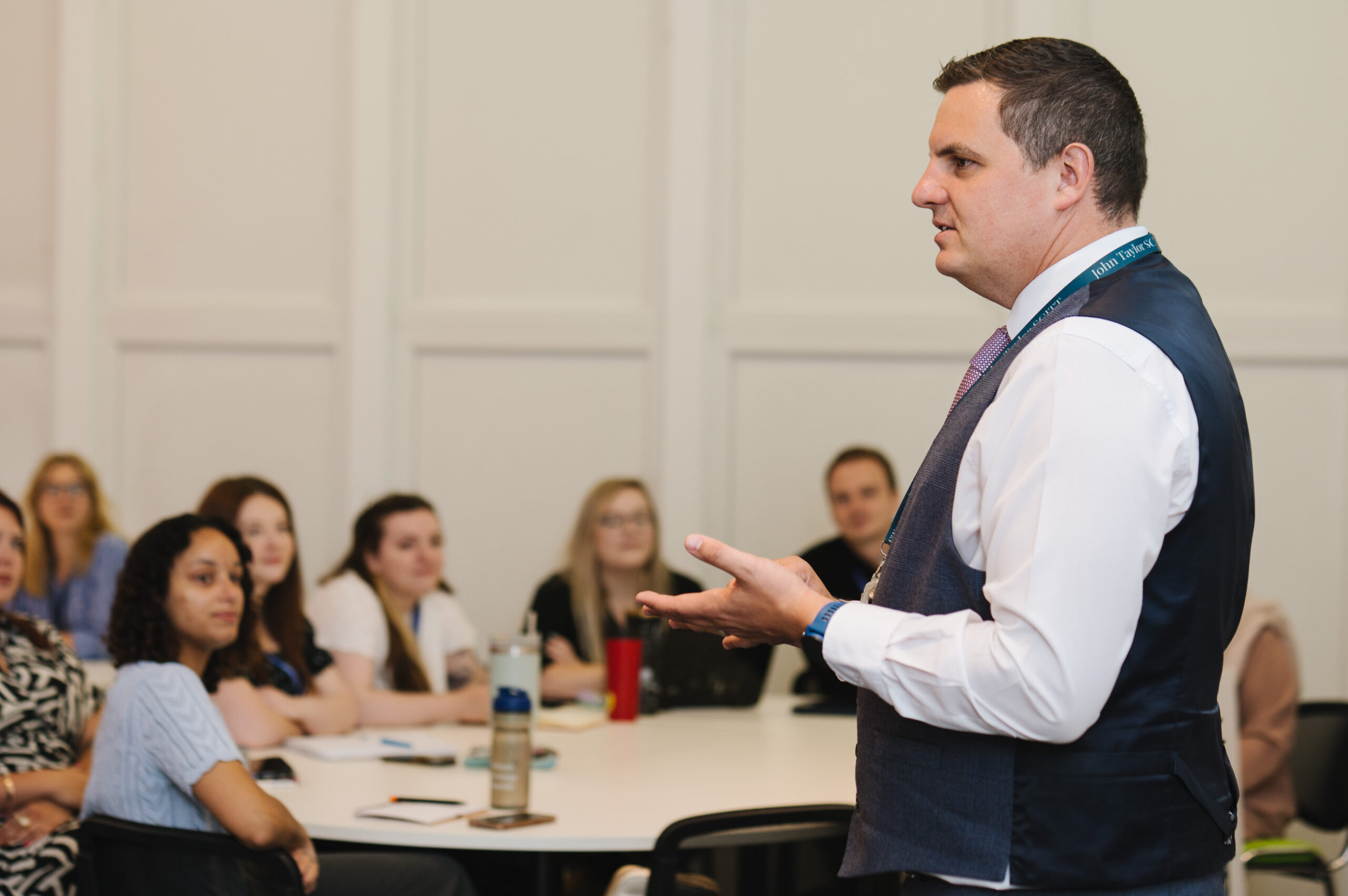 John Taylor SCITT Director, Mike Simmons, delivering a lesson to trainees.